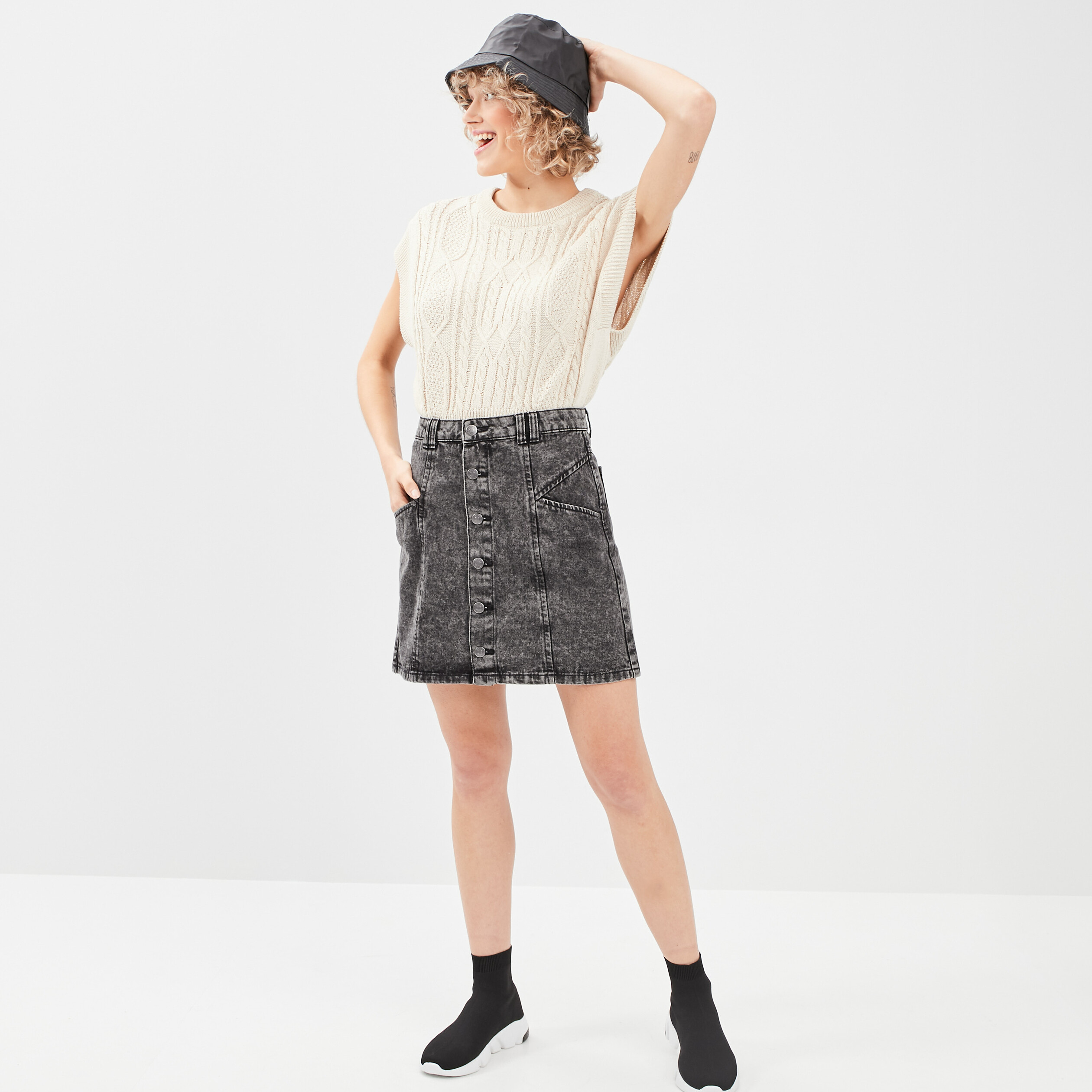 Jupe droite en jean denim noir femme | La Halle