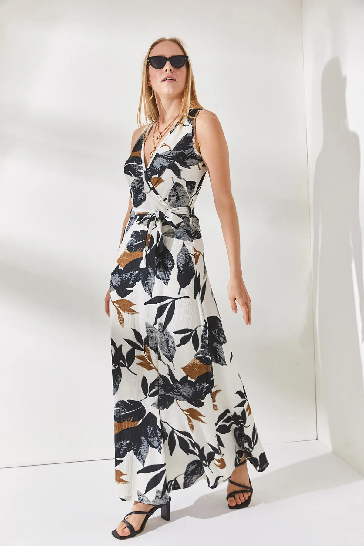 Olalook  Schwarzes, florales, zweireihiges, strukturiertes Maxi-Strickkleid mit Gürtel für Damen ELB-19001745