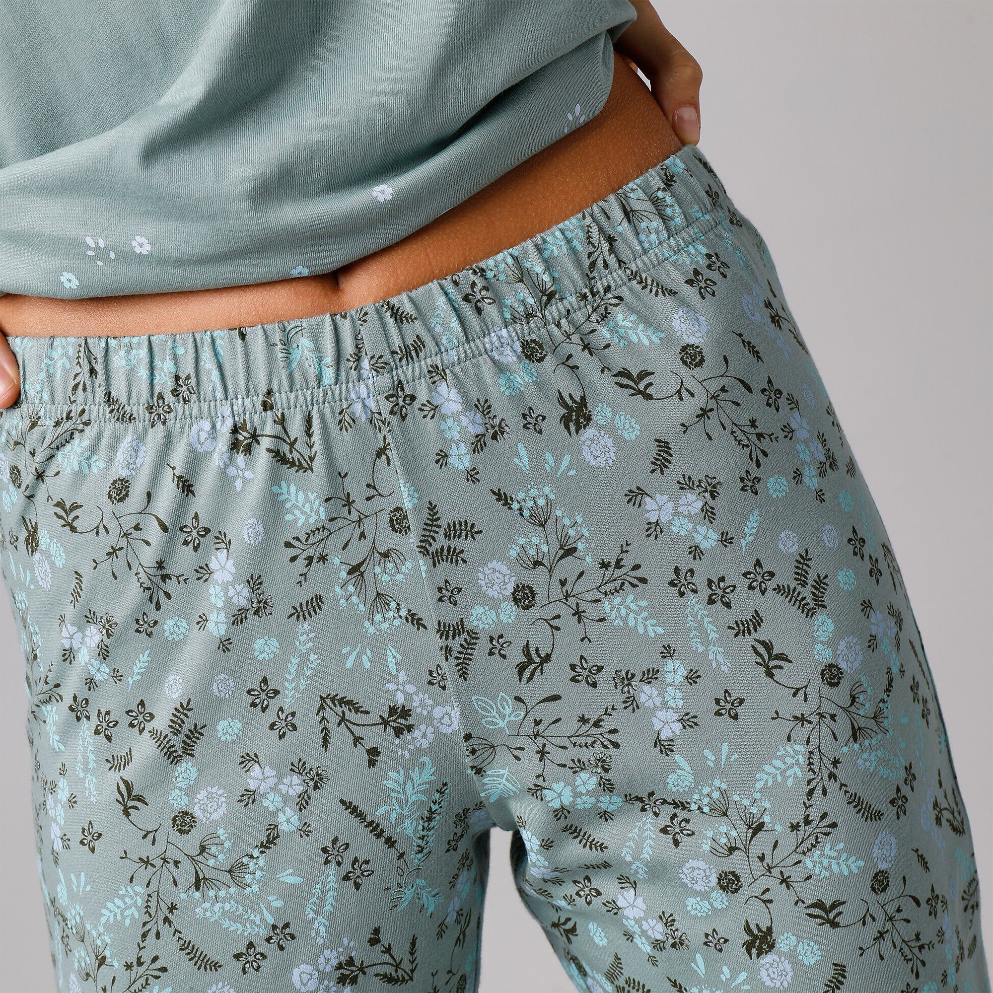 Pantacourt de pyjama imprimé fleurs