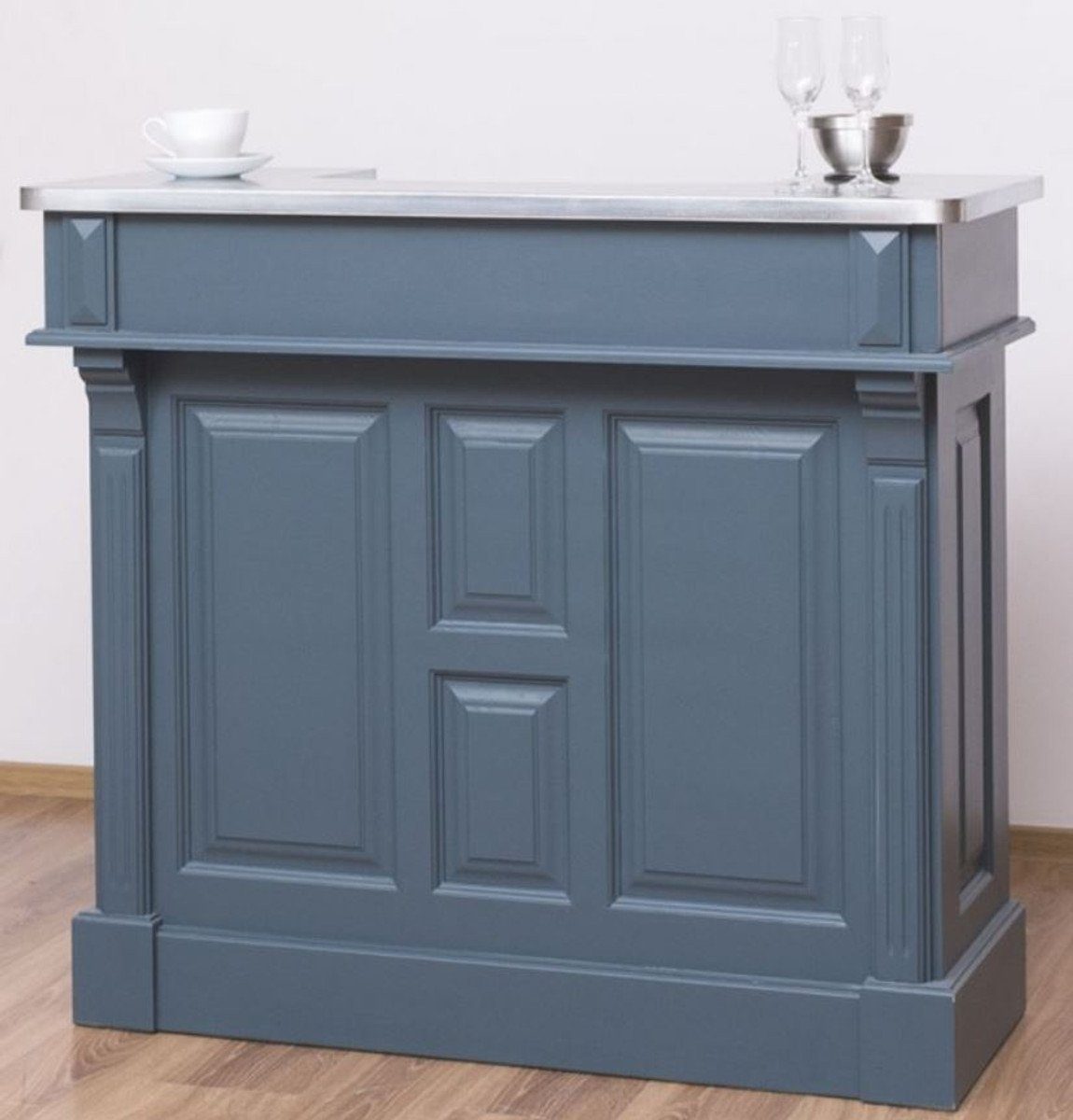 Casa Padrino Barschrank Landhausstil Theke Blau / Silber 120 x 65 x H. 107 cm - Massivholz Thekentisch mit verzinkter Tischplatte - Barmöbel im Landhausstil