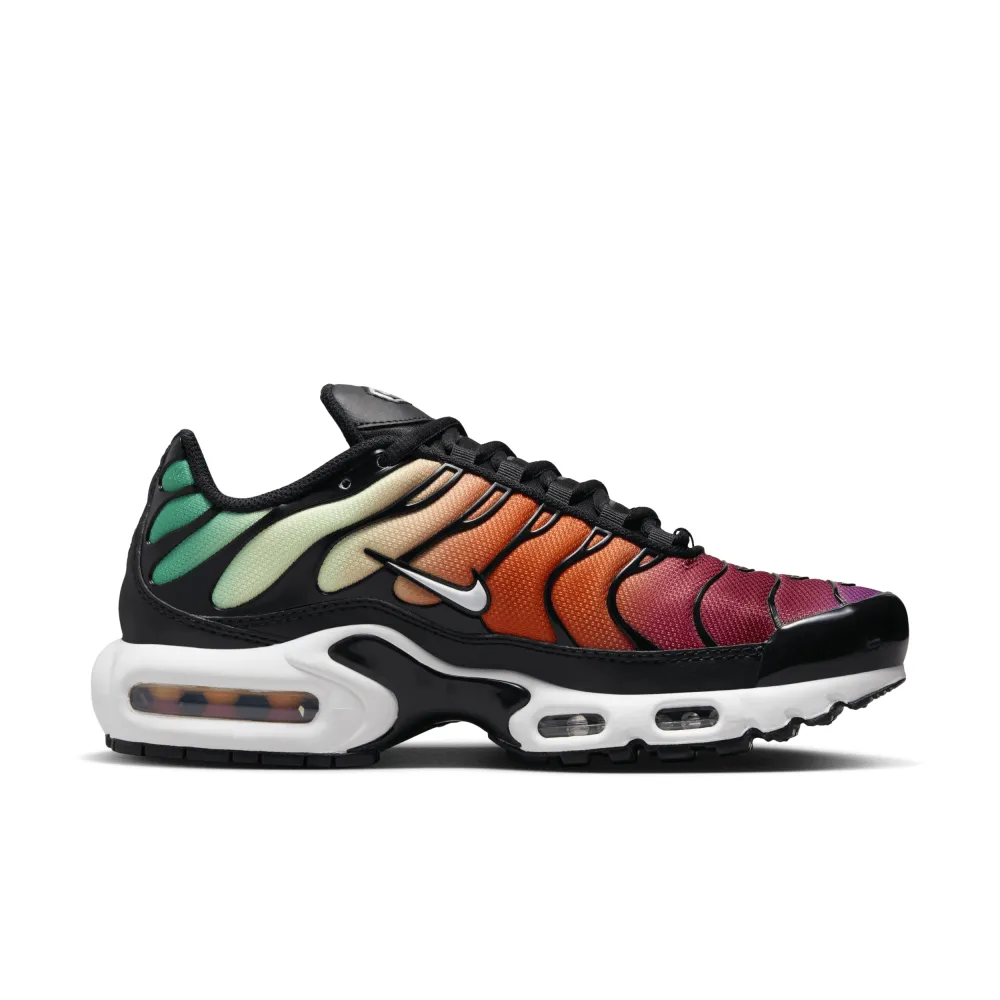 Nike WMNS Air Max Plus DZ3670-001 / schwarz