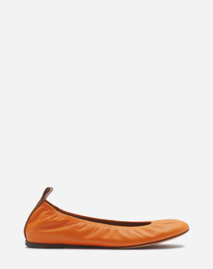 LA BALLERINE EN CUIR
