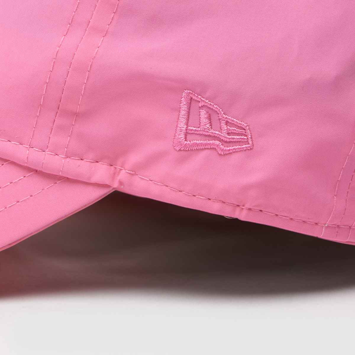New Era rózsaszín poliészter neon 9twenty sapka