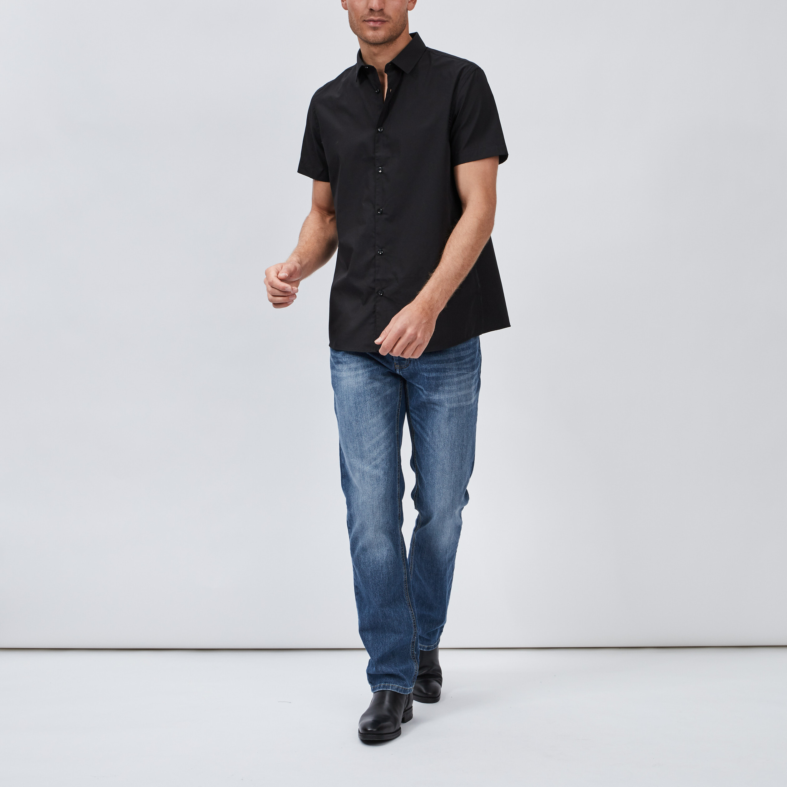 Chemise droite manches courtes noir homme | La Halle