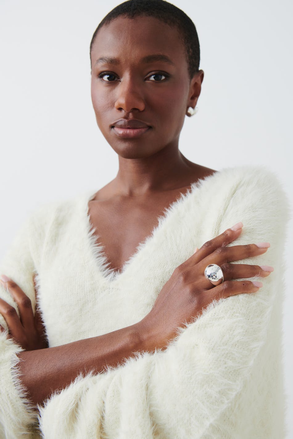 Bold ring