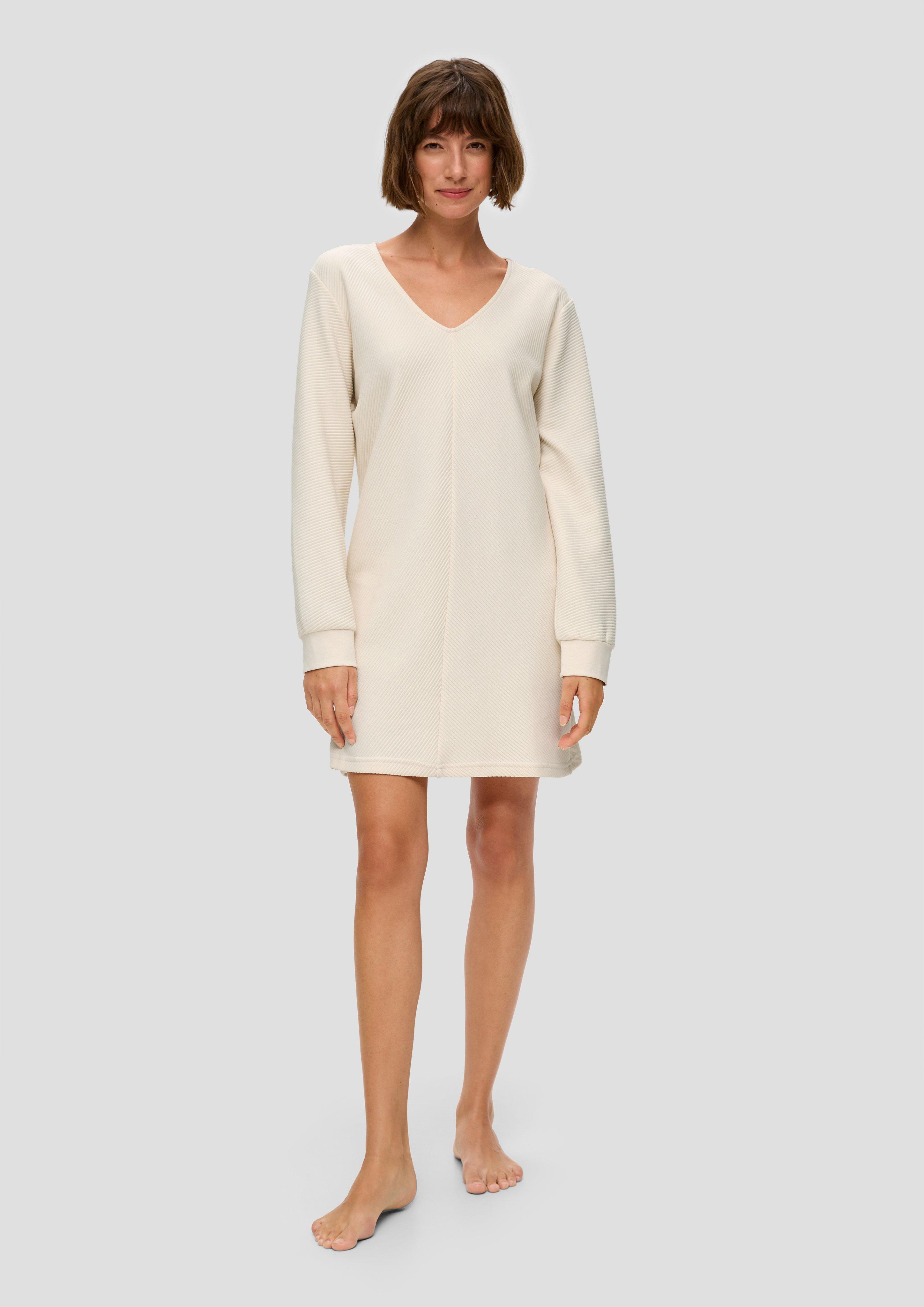 Pyjama-Sweatkleid mit V-Ausschnitt  6009255-727