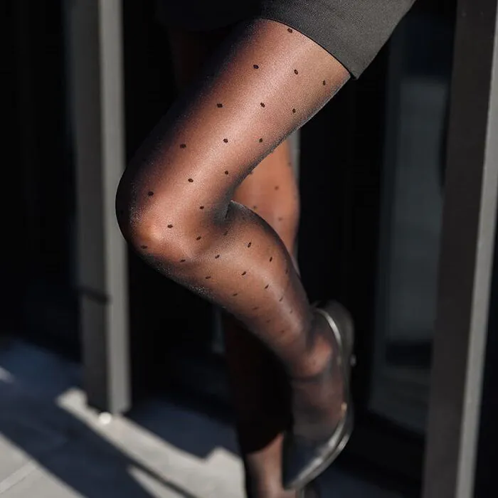 Veera Fashion tajice s uzorkom i tačkicama, crne veličine XL