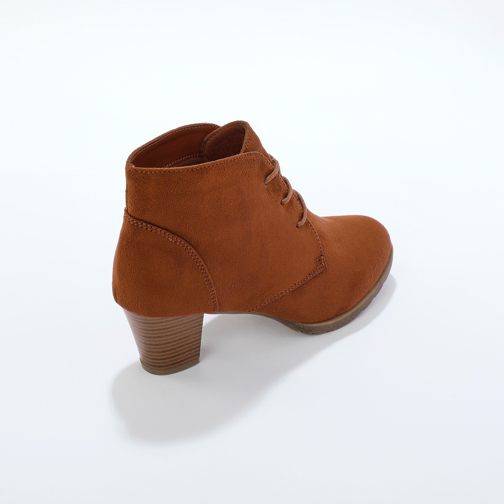 Low-boots à talon effet bois
