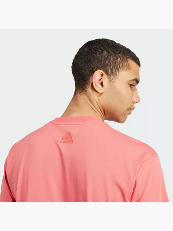 adidas Fußballliebe Graphic T-Shirt