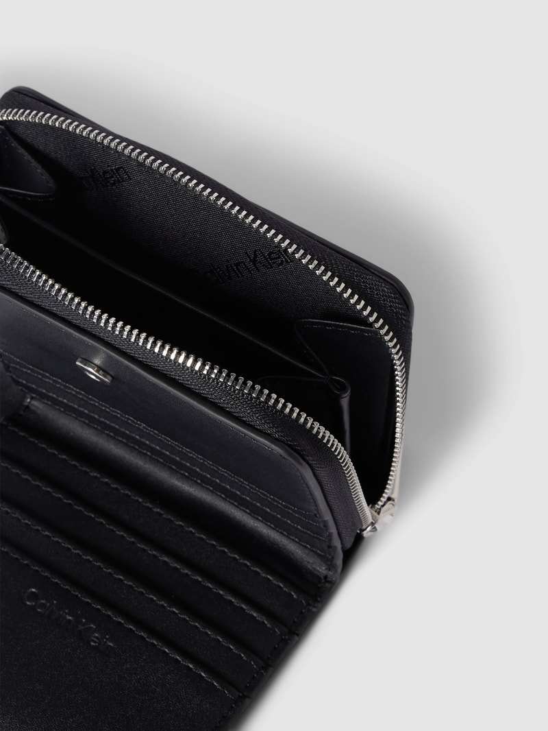 Portemonnaie in Leder-Optik in schwarz