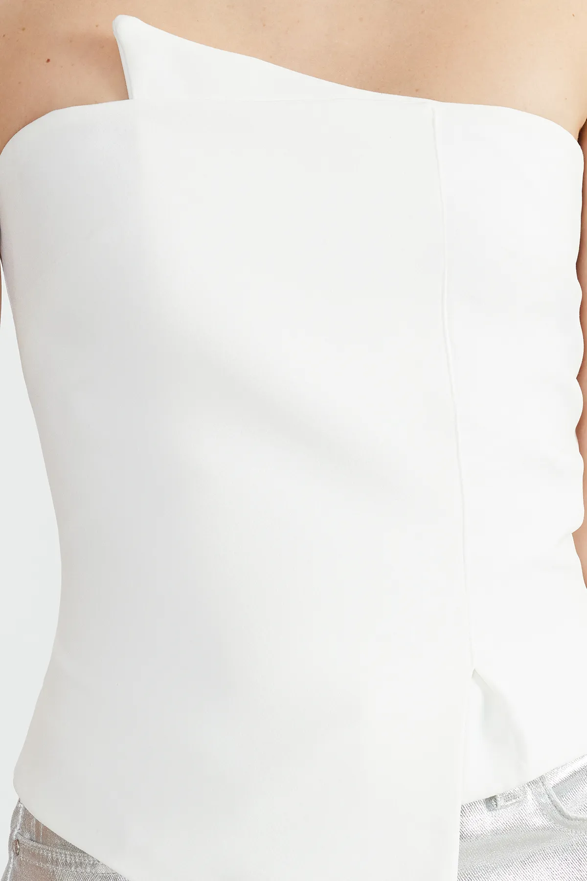 Trendyol Collection  Weißes, körperbetontes, gewebtes Braut-Bustier TPRSS24BZ00008