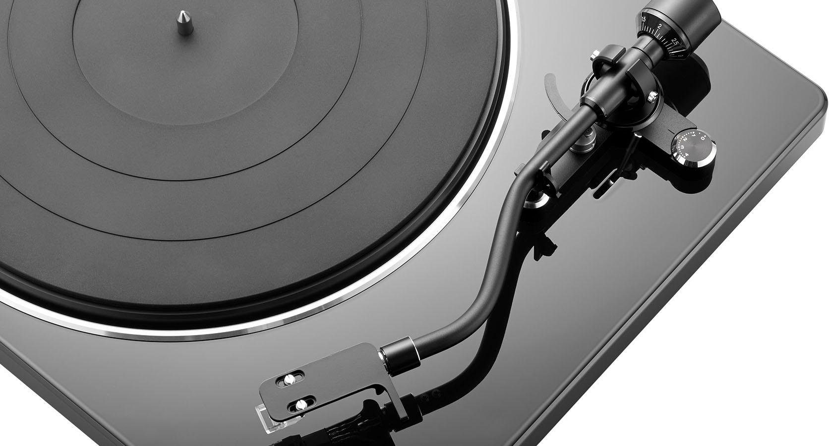 Denon DP-450USB Plattenspieler (Riemenantrieb)
