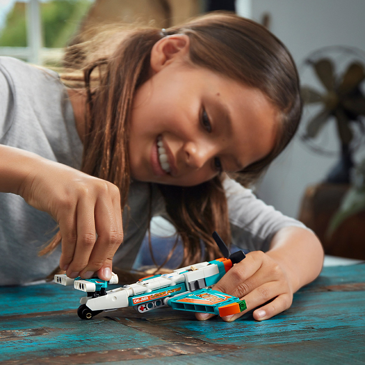 LEGO® Technic 42117 Rennflugzeug