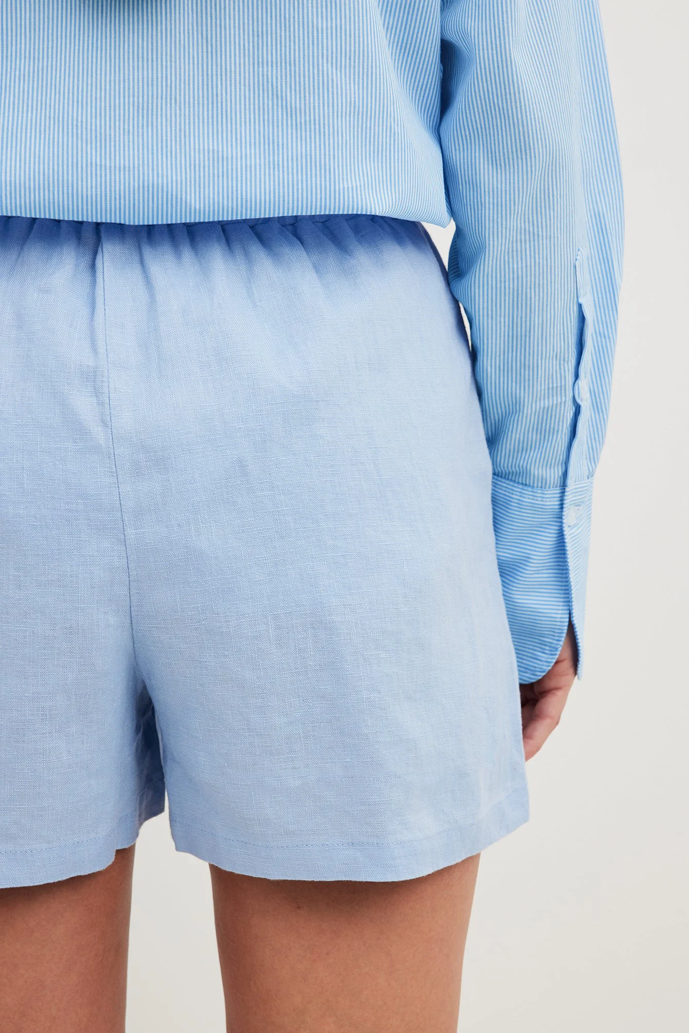 Leinen-Shorts mit elastischem Taillenbund