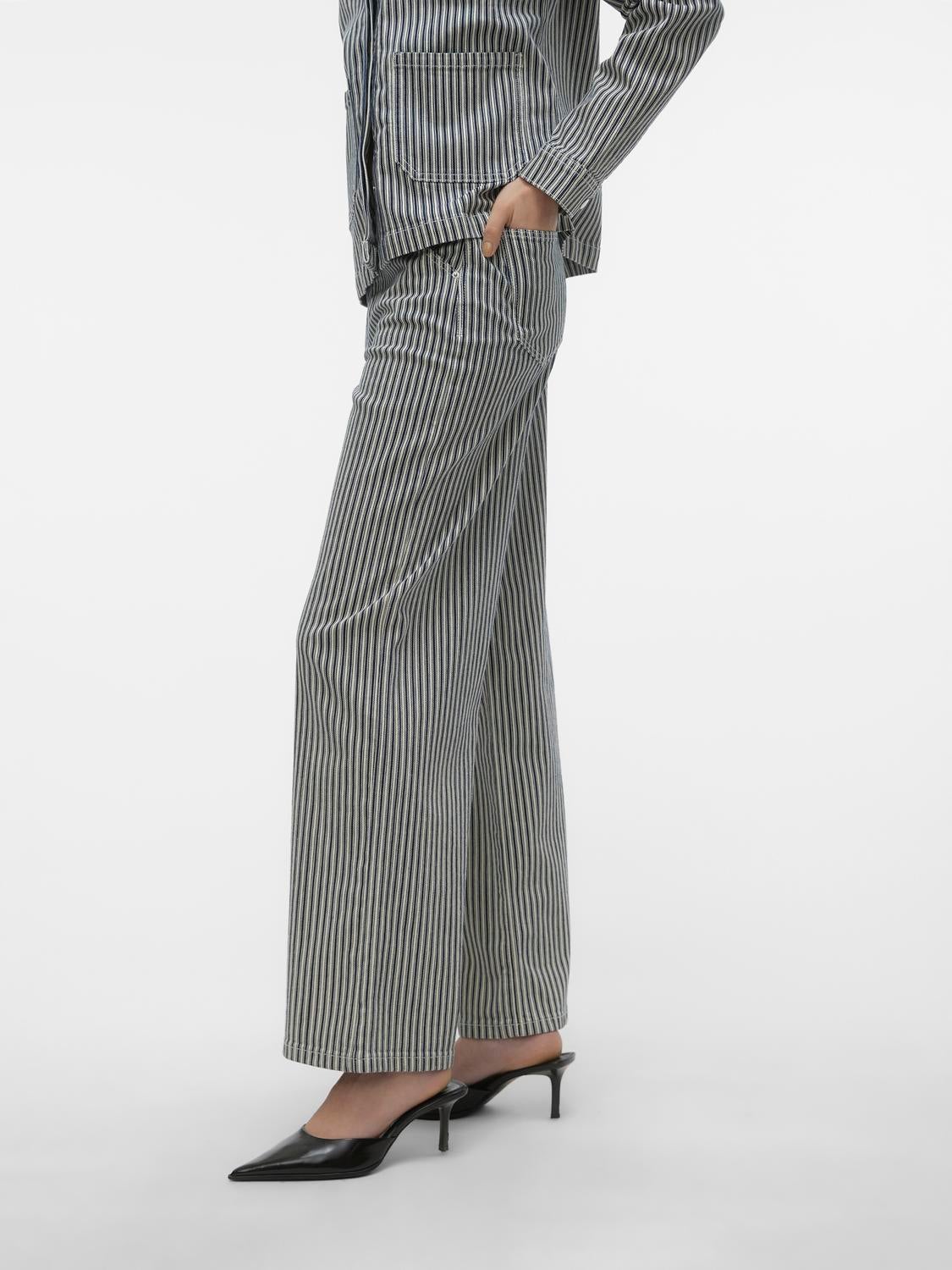 VMKATHY Hohe Taille Weit geschnitten Jeans