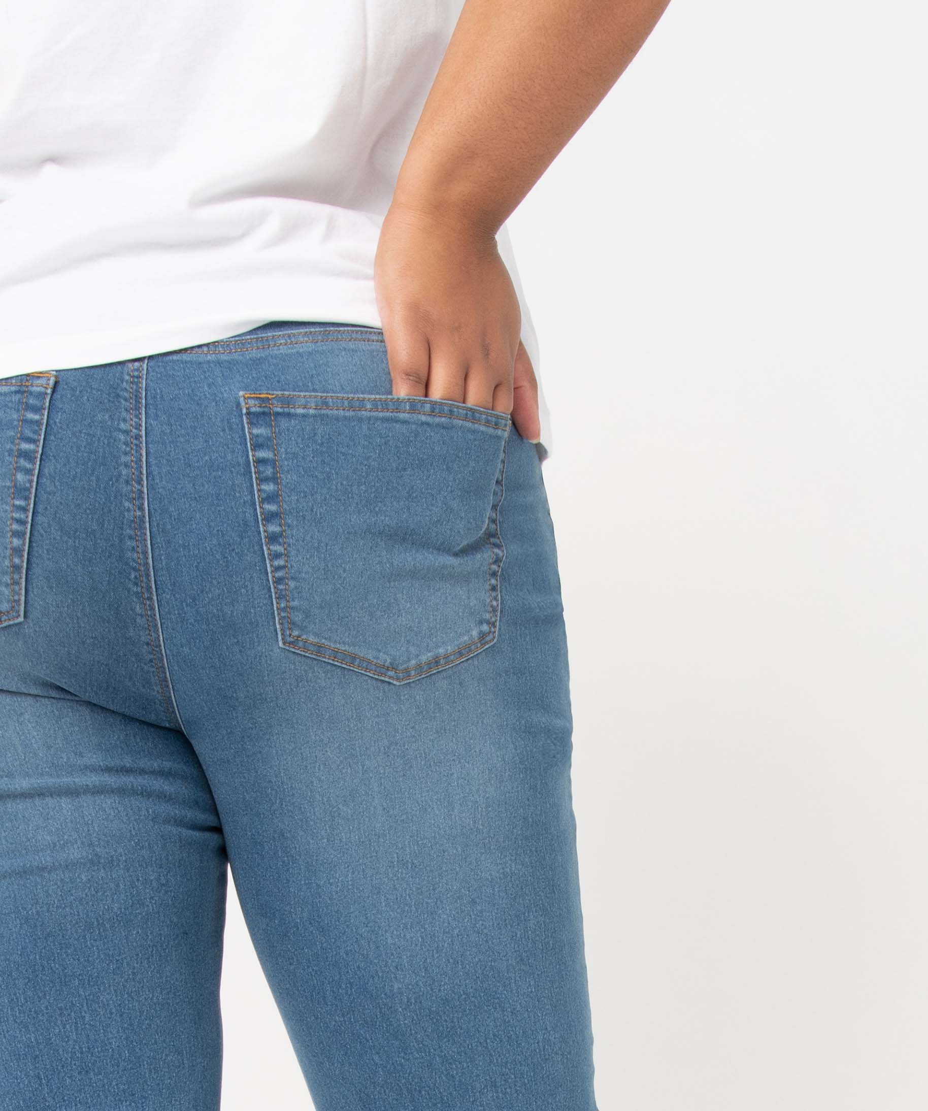 Pantacourt en jean femme grande taille en denim stretch stone | GEMO