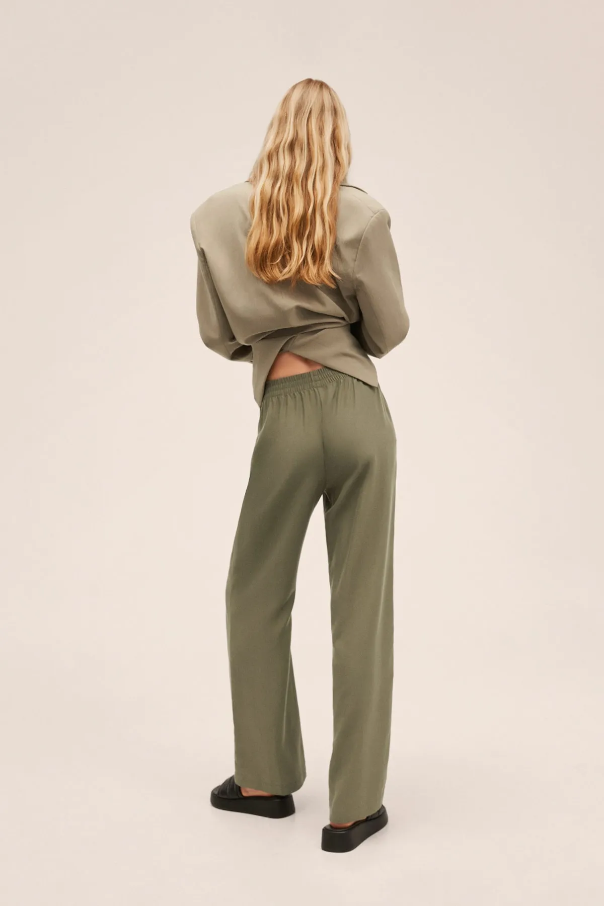 MANGO  27087121 Damen/Mädchen Khaki