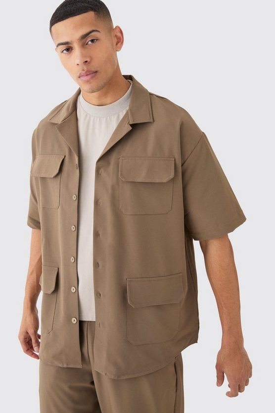 Stretch-Hemd und Hose mit geteiltem Saum