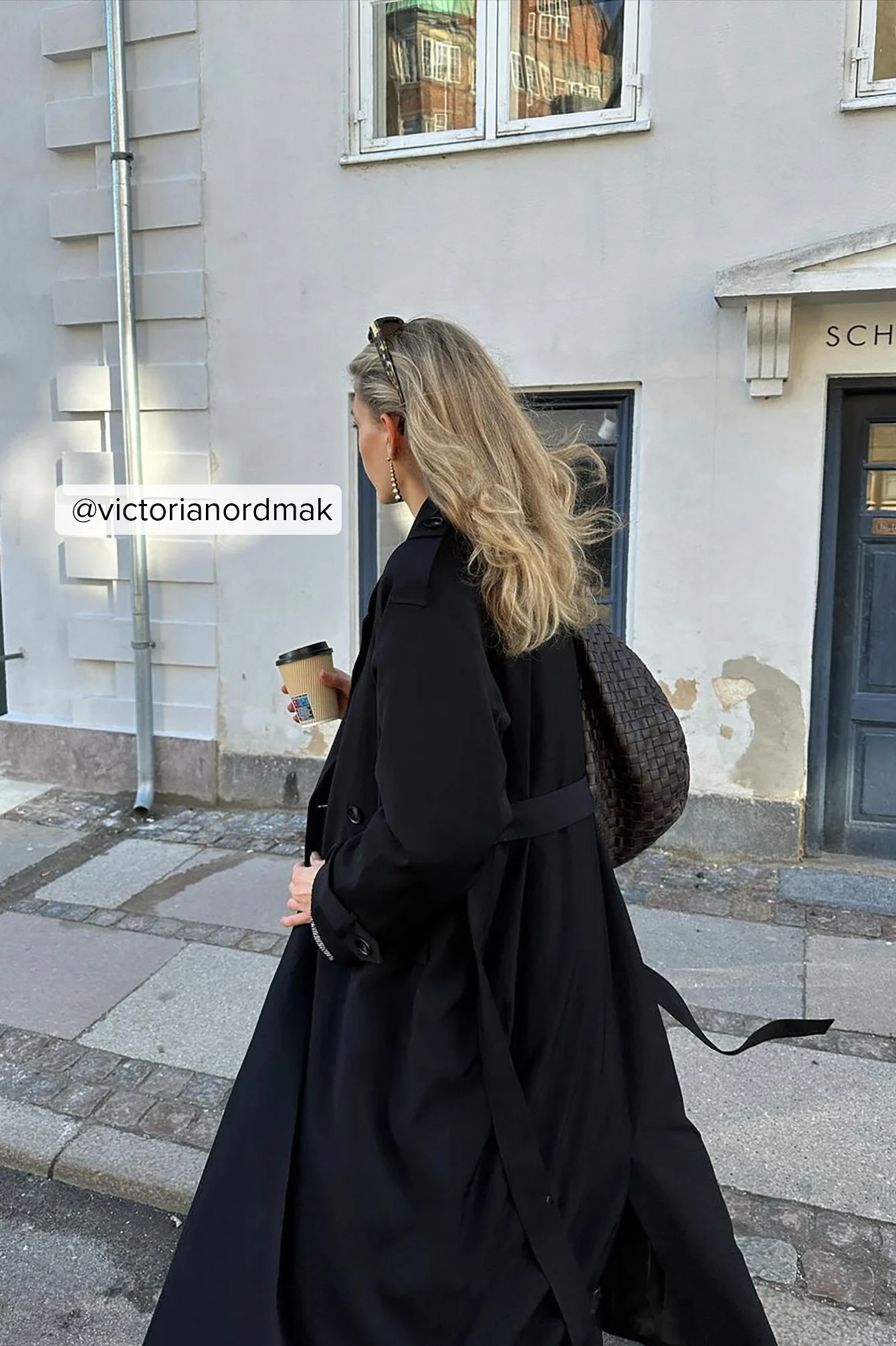 Langer Trenchcoat