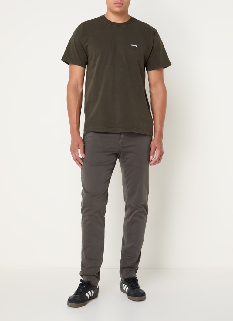 T-shirt Obey in minuscolo con logo ricamato