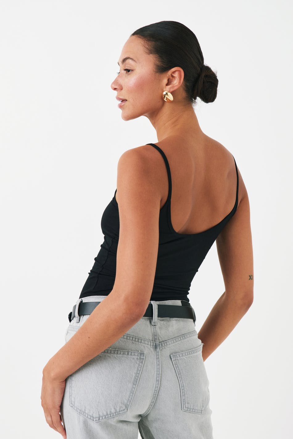 Basic strap singlet