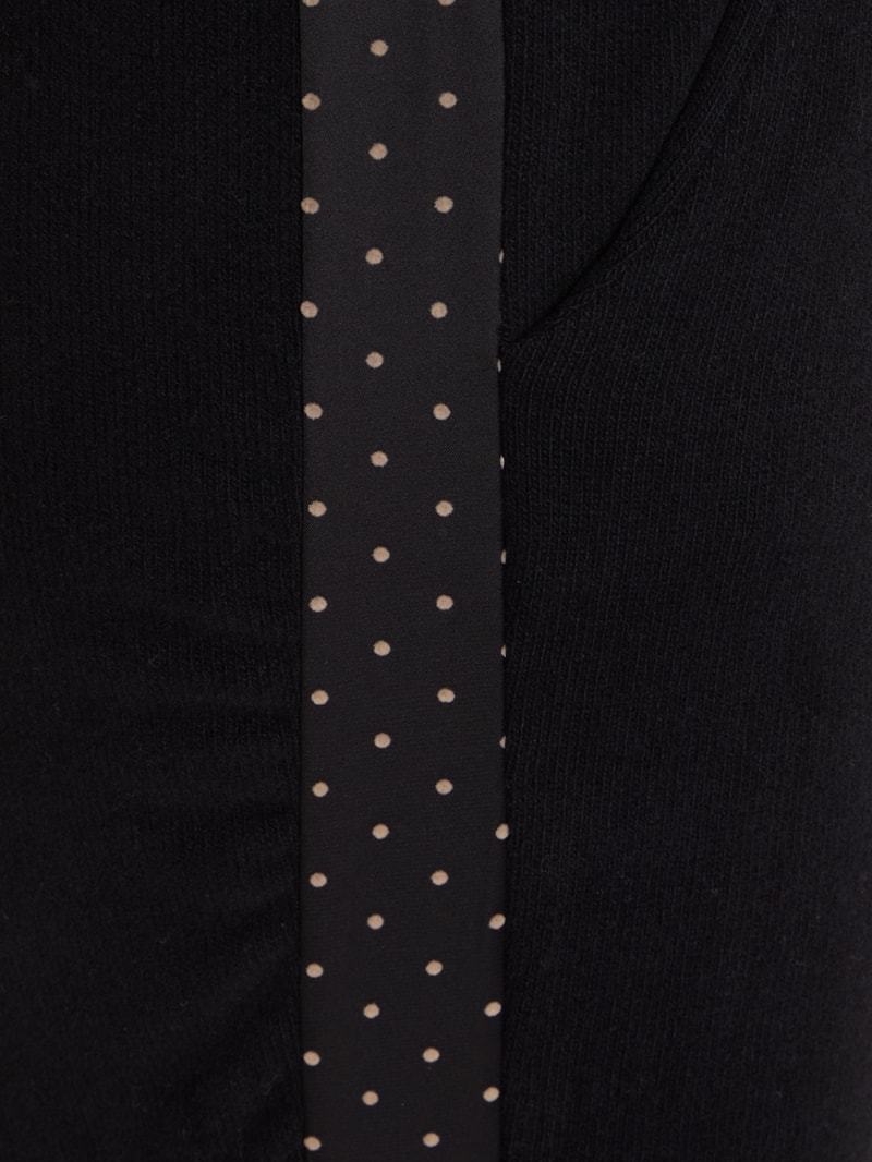 Loungewear mit Punktmuster in schwarz