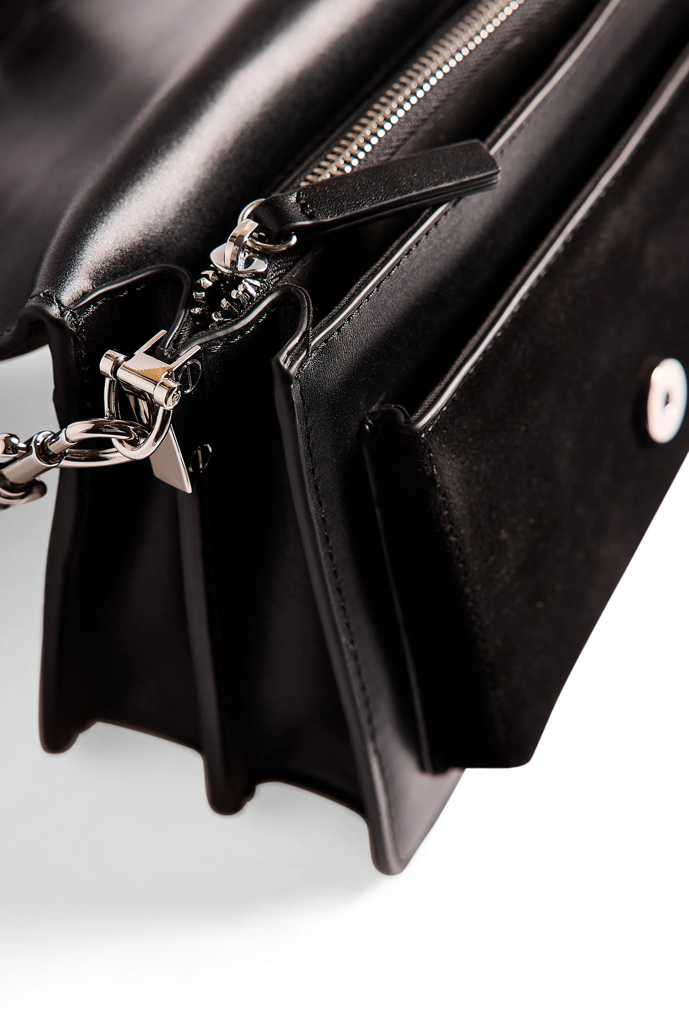 Leder-Schultertasche mit Taschen