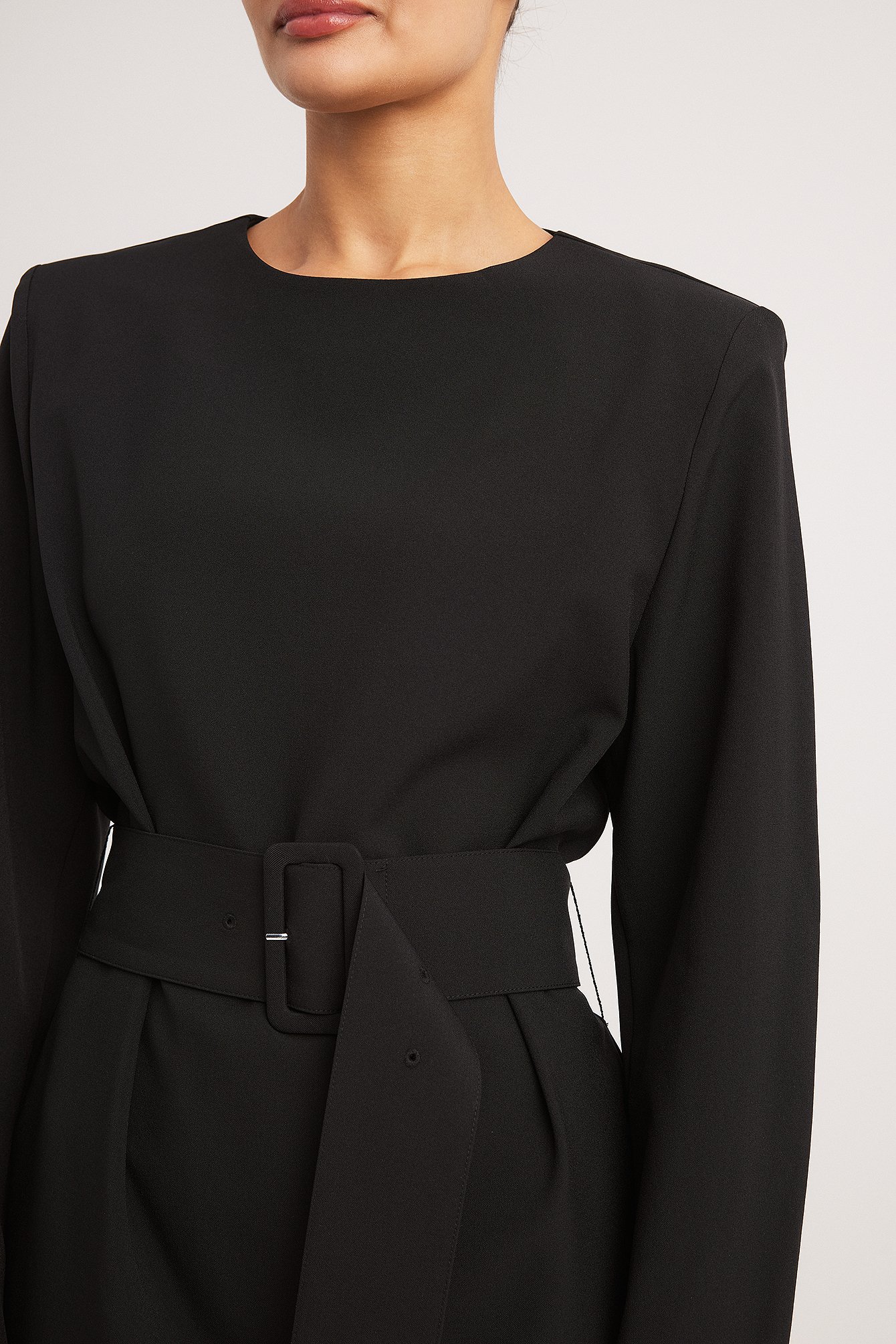Minikleid mit Gürtel