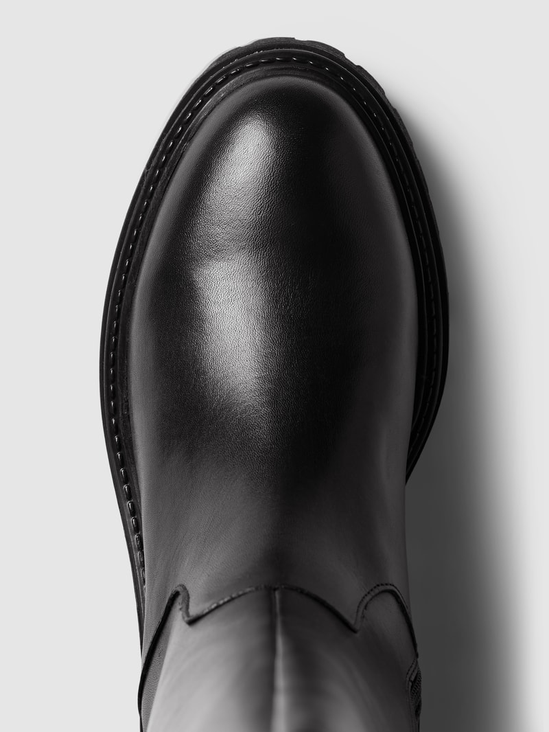 Stiefel mit elastischen Einsätzen Modell 'IRIDEA' in schwarz