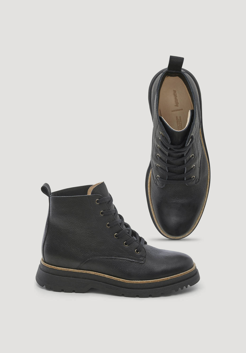 Schnürboots