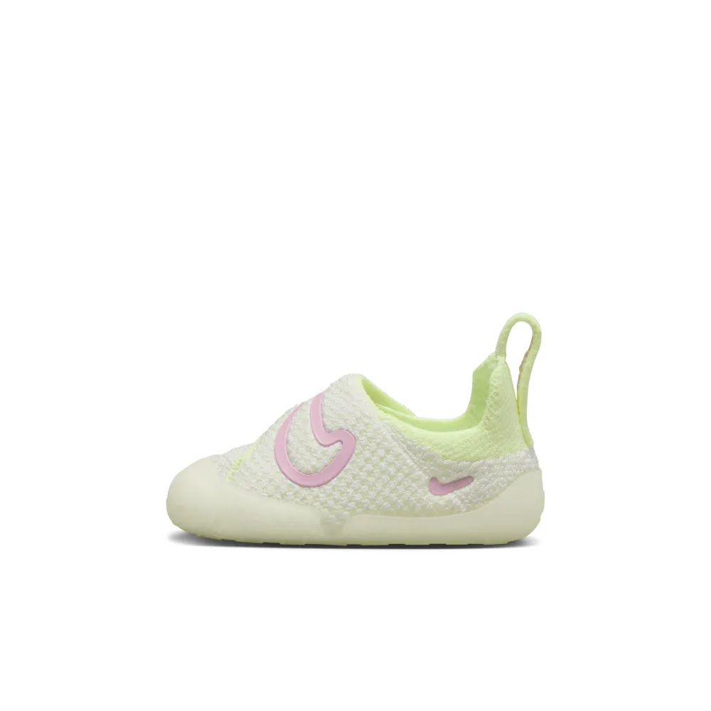 Nike Swoosh 1 FB3244-101 / weiss