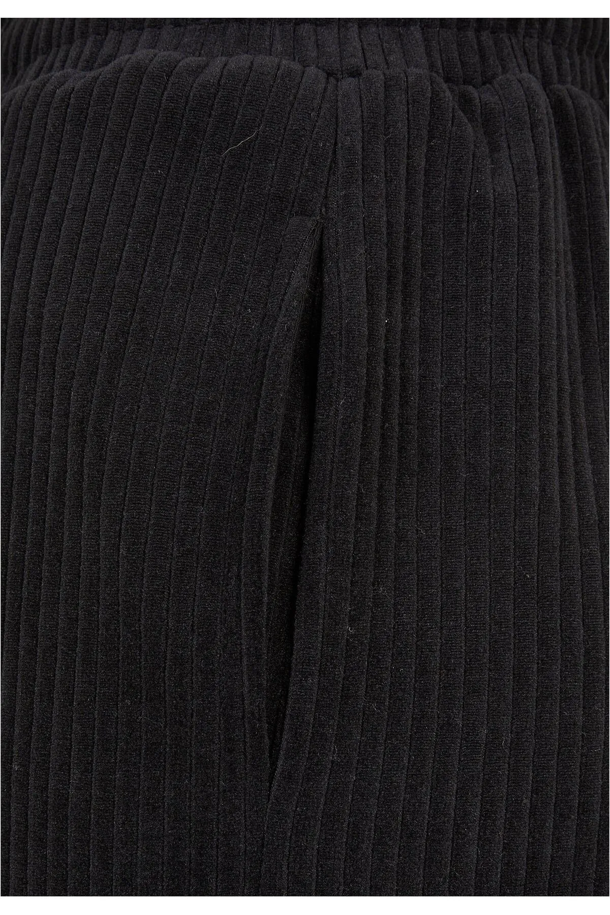 Urban Classics  Jogginghose - Schwarz - Relaxed