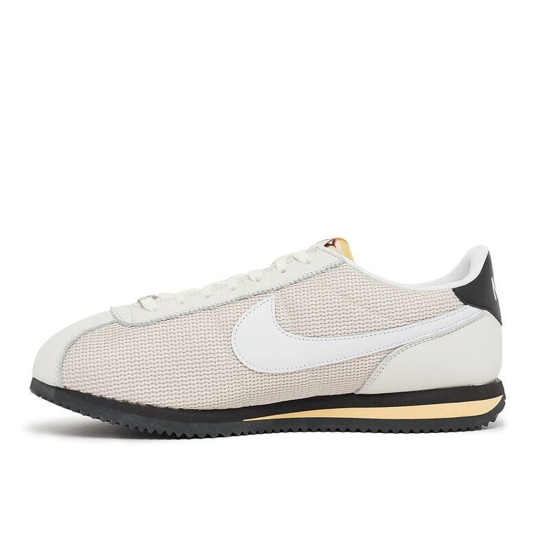 NIKE Cortez 
