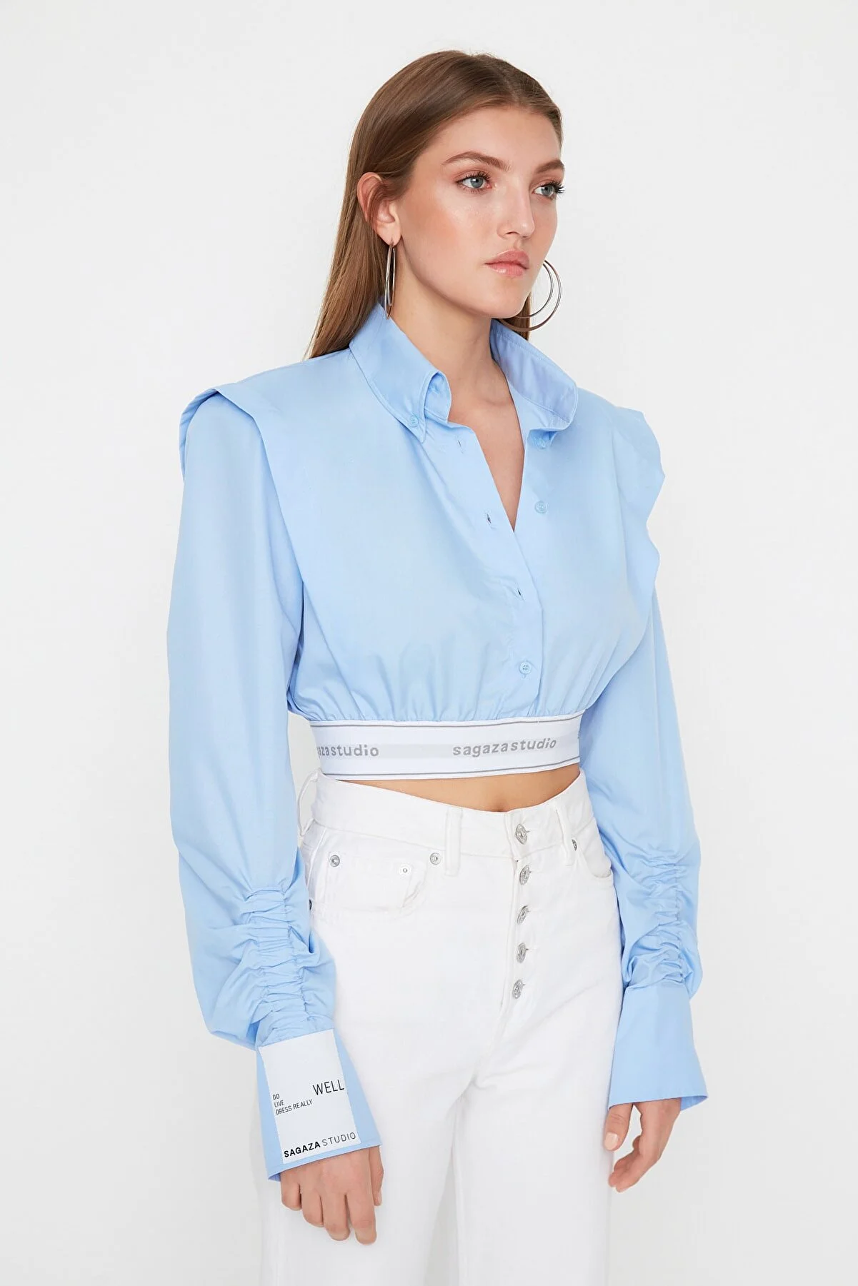 Trendyol Collection  Hellblaues Crop-Detail-Hemd