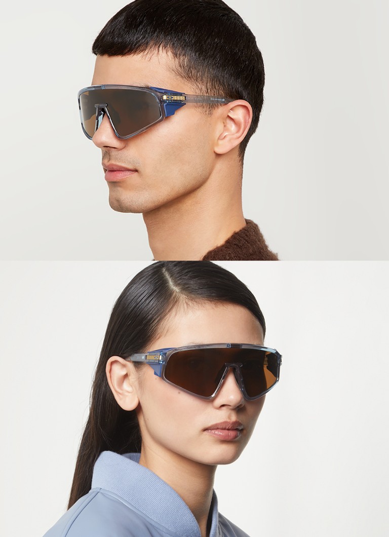 Γυαλιά ηλίου Oakley με αλληλοσυνδεόμενο πάνελ OO9404