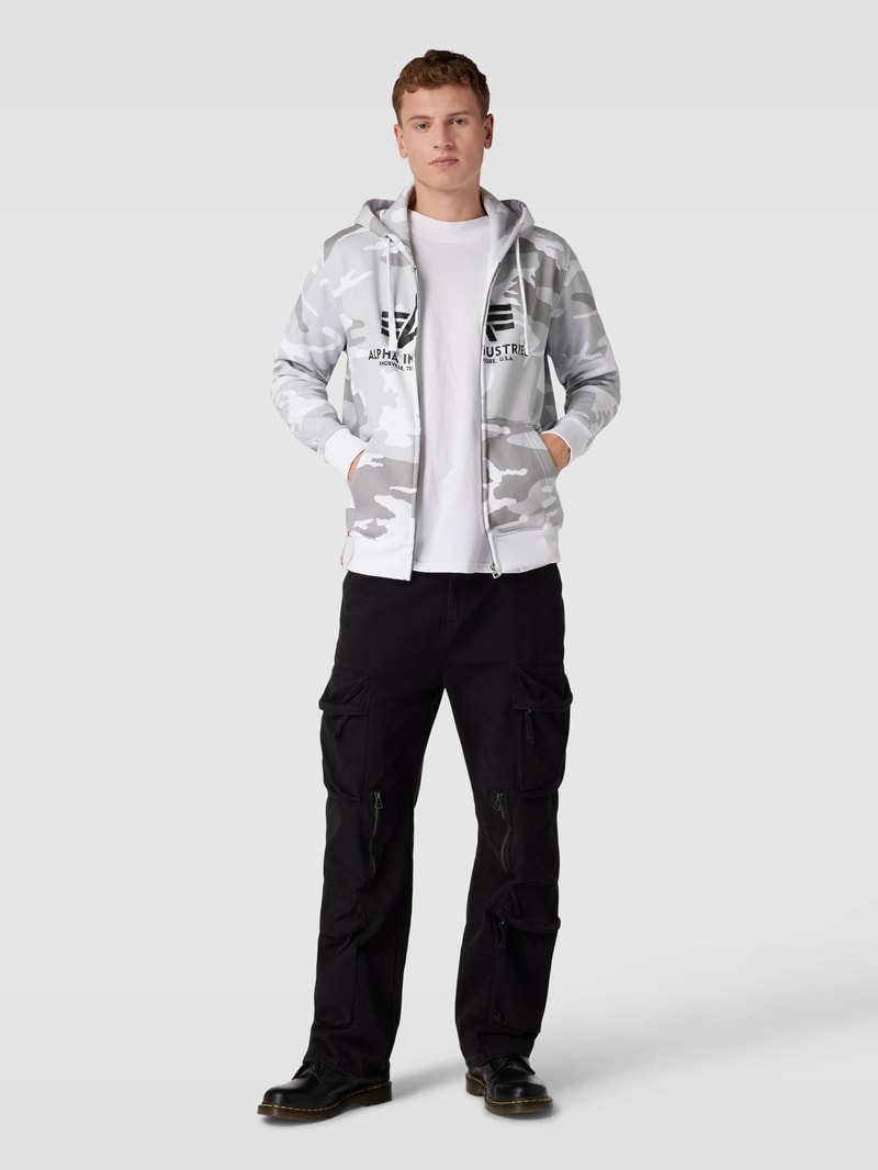 Sweatjacke mit Camouflage-Muster in weiß