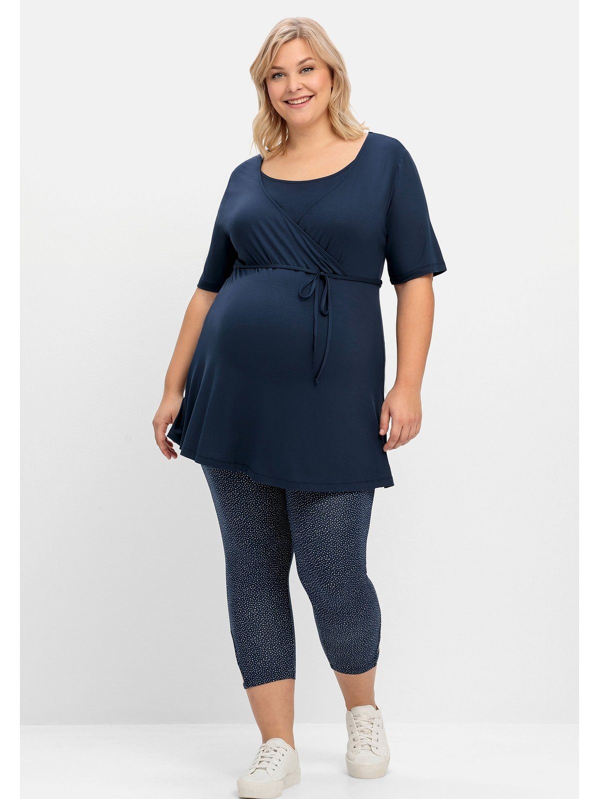 Sheego Umstandsshirt Große Größen mit Stillfunktion und passender Leggings