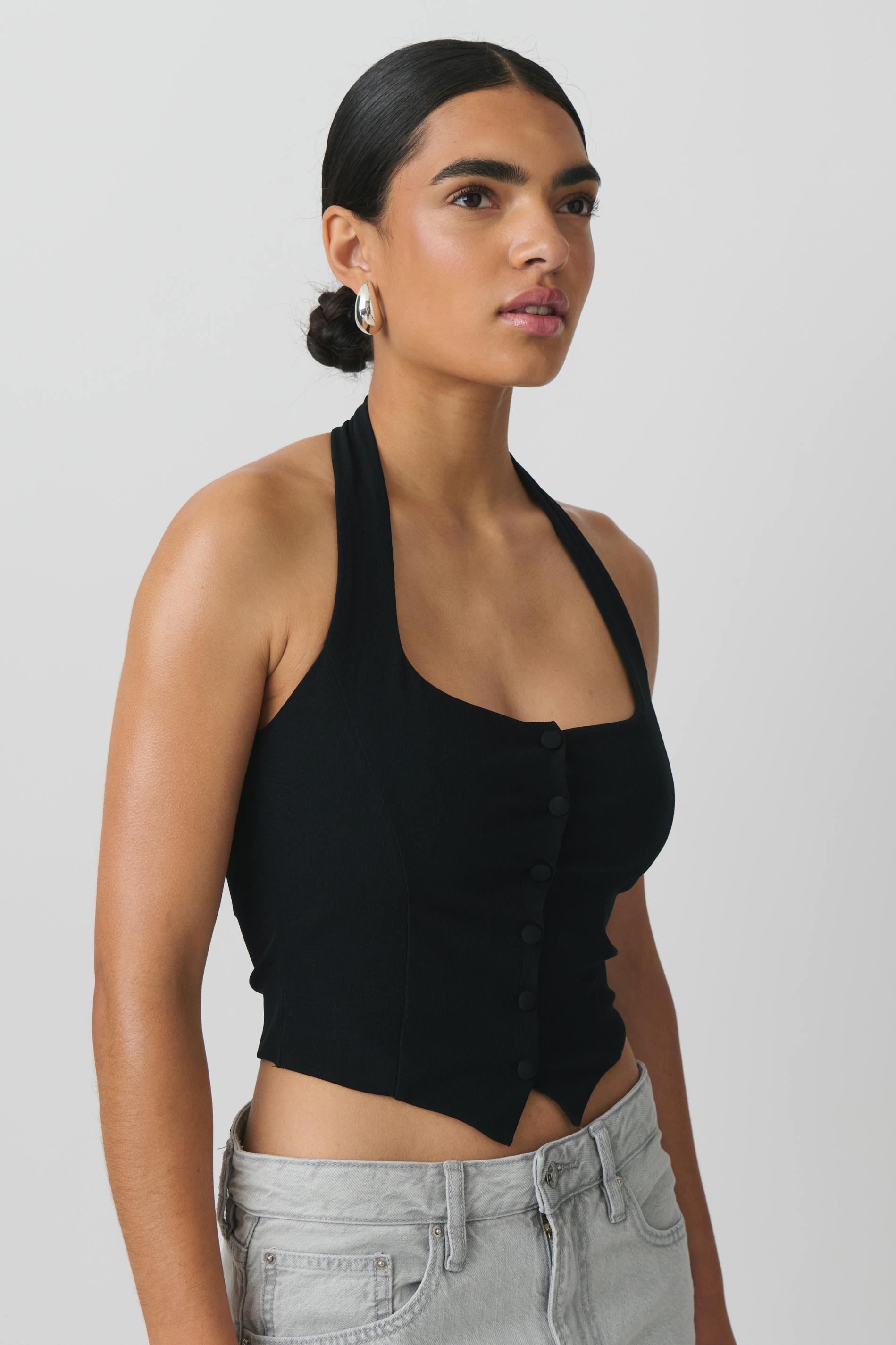 Halterneck vest