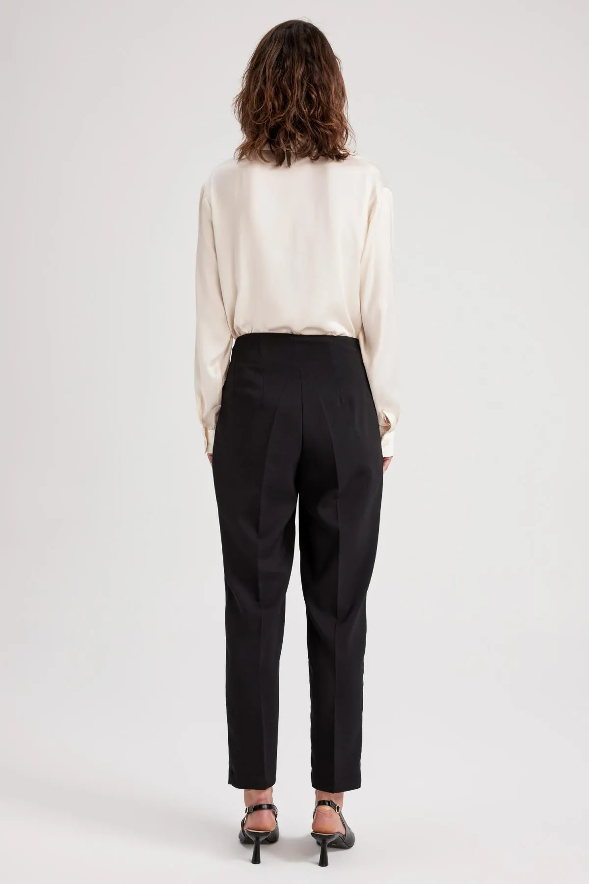 DeFacto  Slim-Fit-Hose mit hoher Taille W9757az23sm
