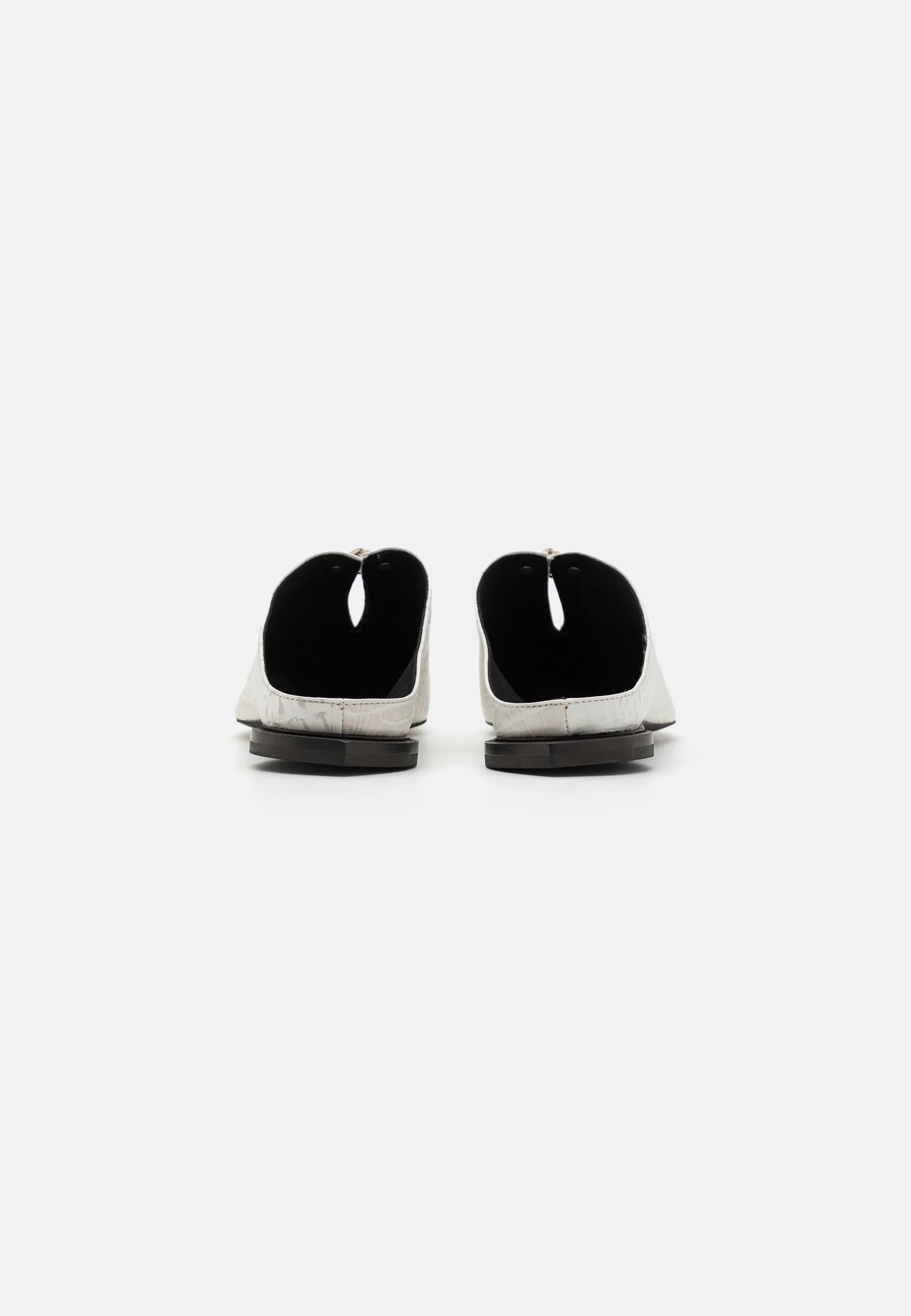 GmbH JAMAL SLIT MULE UNISEX - Zuecos
