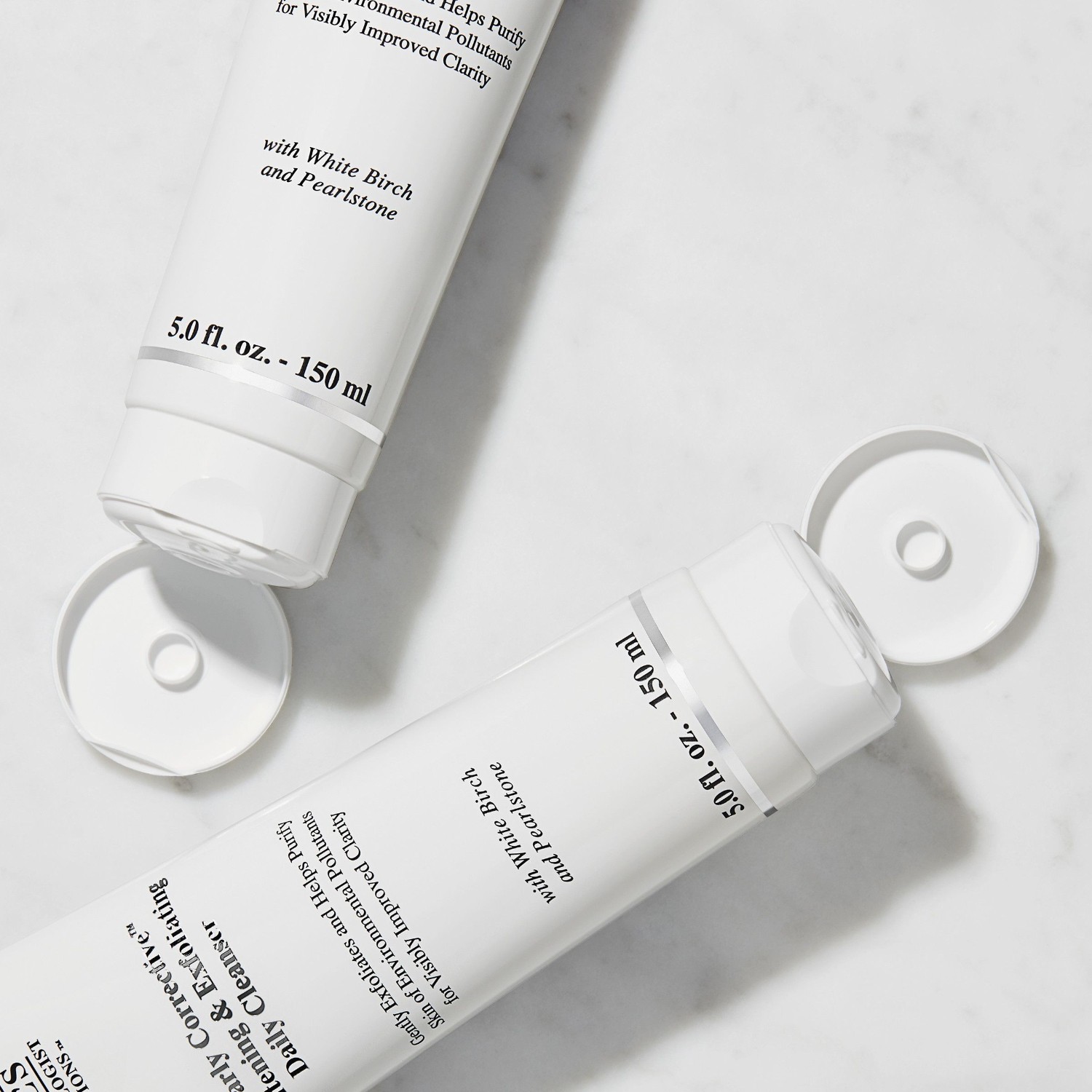 Kiehl's posvetljevalni piling za obraz