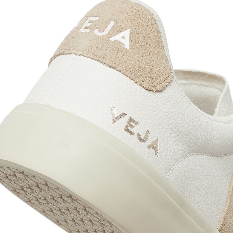 Veja Wmns Campo Chromefree Leather extra-white almond