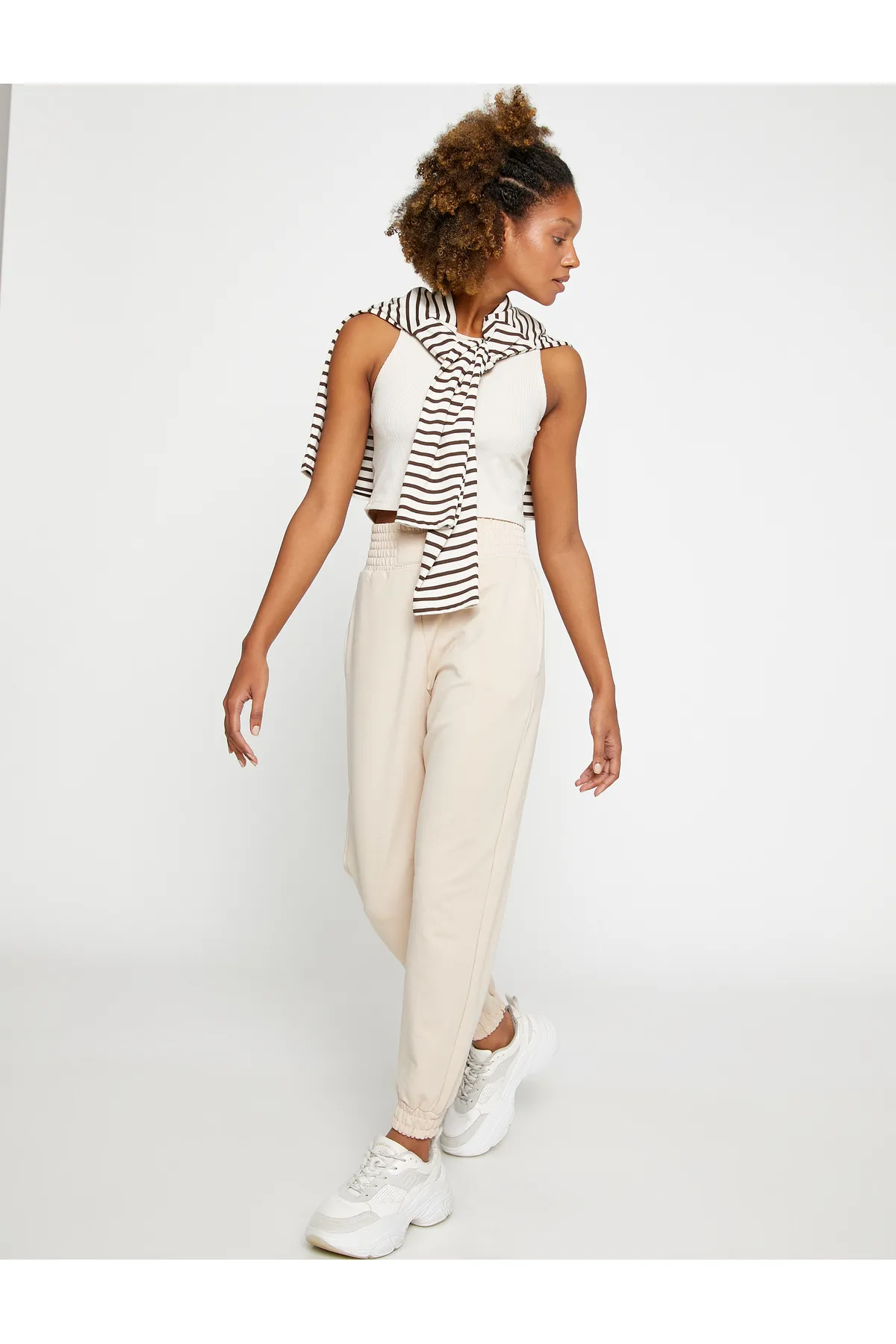 Koton  Jogger-Jogginghose mit extra hohem Bund und Taschendetail