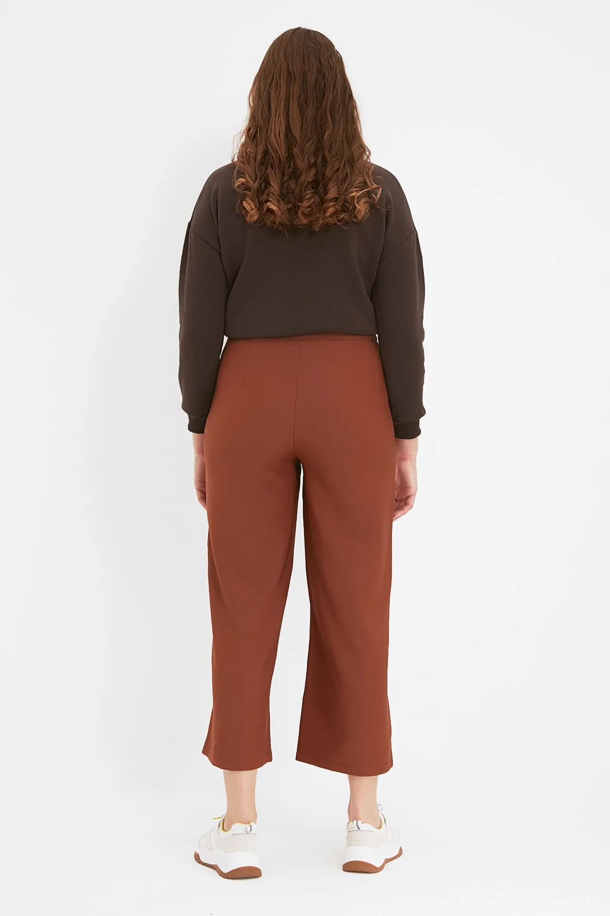 Trendyol Collection  Braune Webhose mit weitem Bein TWOSS20PL0090
