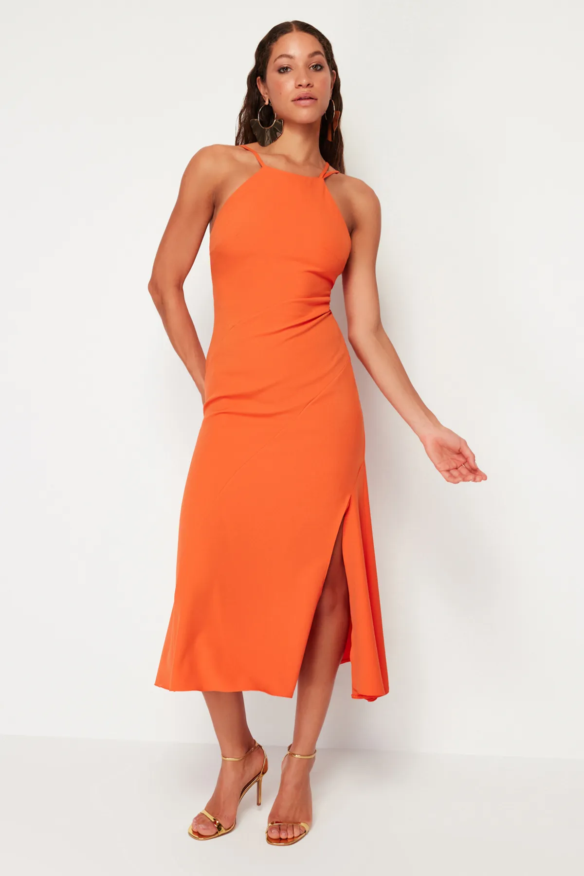 Trendyol Collection  Orangefarbenes Kleid mit Rückenbindung TPRSS24EL00077