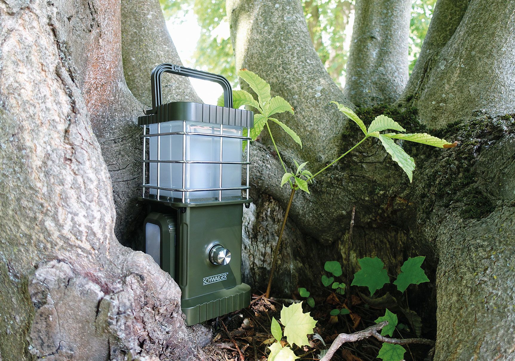 Schwaiger LED-Campingleuchte mit Bluetooth Lautsprecher