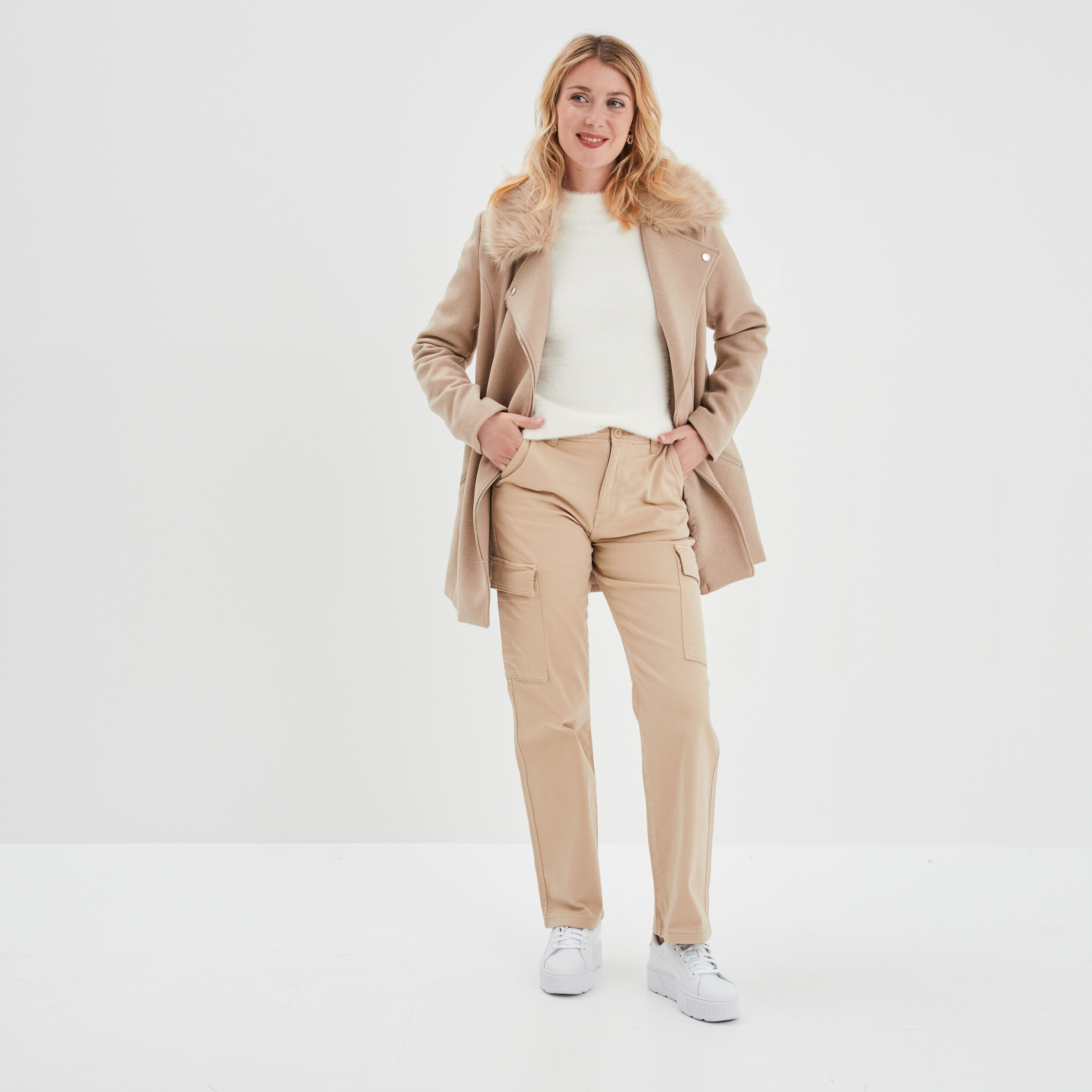 Pull mailles duveteuses col montant blanc femme | La Halle