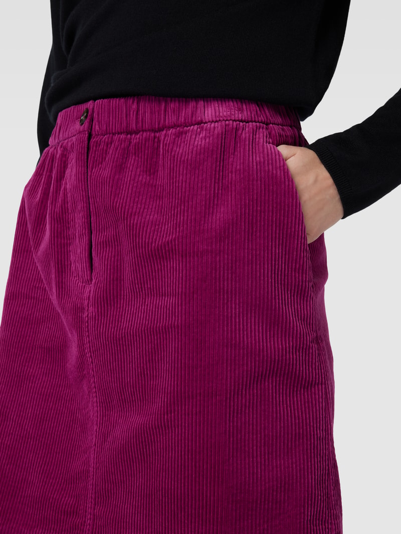Knielanger Rock in Cord-Optik in fuchsia