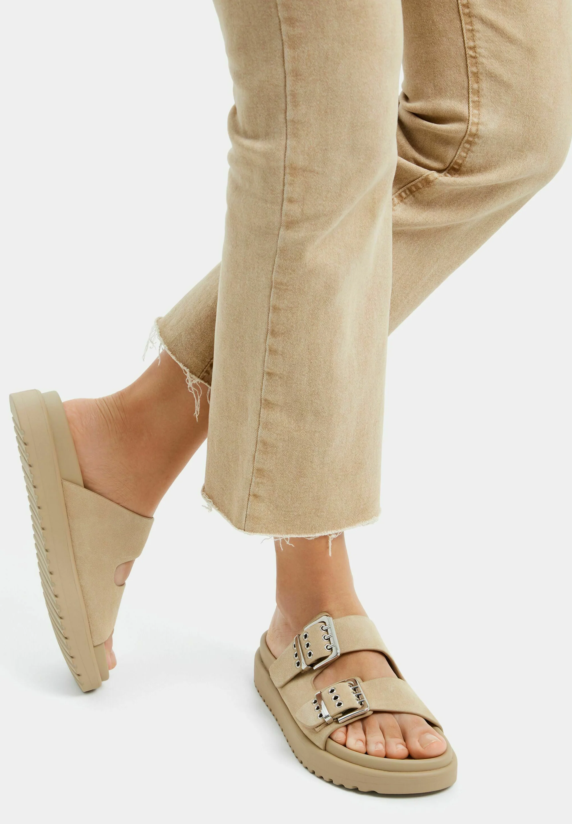 Bershka BUCKLED - Zapatillas