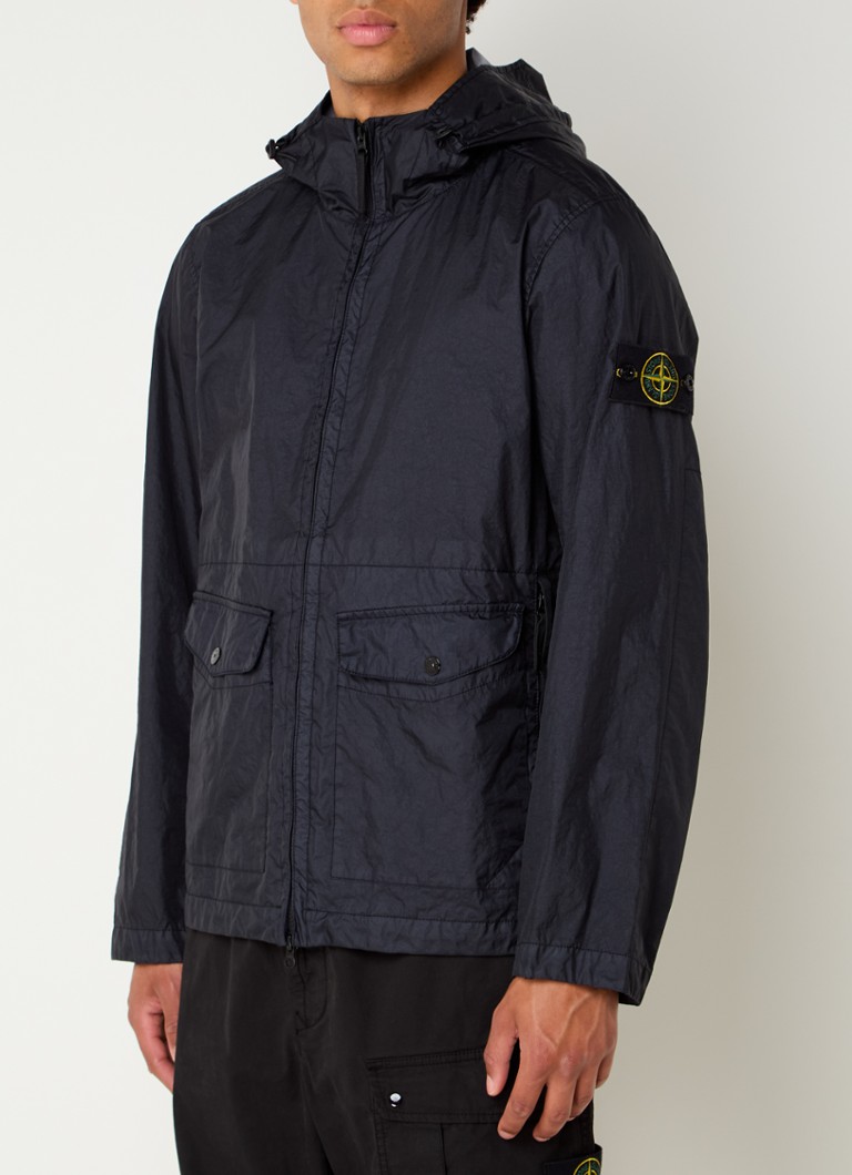 Αντιανεμικό Stone Island 41123 με λογότυπο και τσέπες με καπάκι